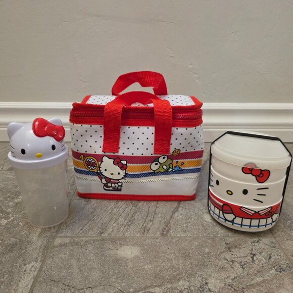 2019 Sanrio Hello Kitty Friends Insulated Lunch bag Cooler Tote Bag 8x5x6 cup - Picture 1 of 10